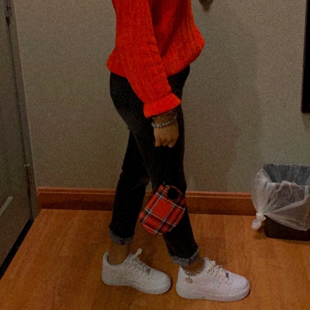 Meet your Posher, NiJah